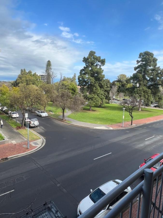 Adelaide Cbd Apartment - 3Br, 2Bath & Carpark Εξωτερικό φωτογραφία