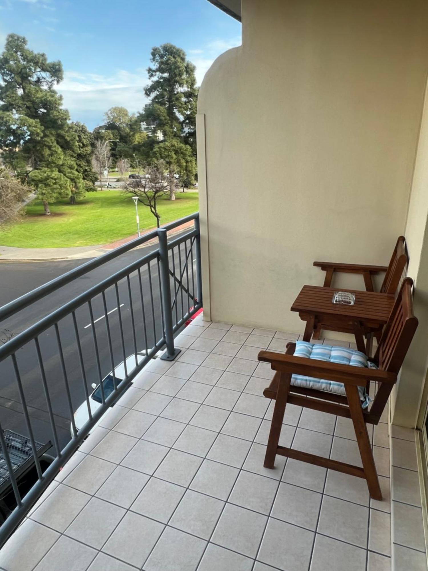 Adelaide Cbd Apartment - 3Br, 2Bath & Carpark Εξωτερικό φωτογραφία